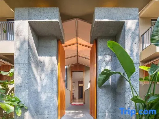Longmen Nankunshanju Qiushuiju Private Tang Hot Spring Homestay