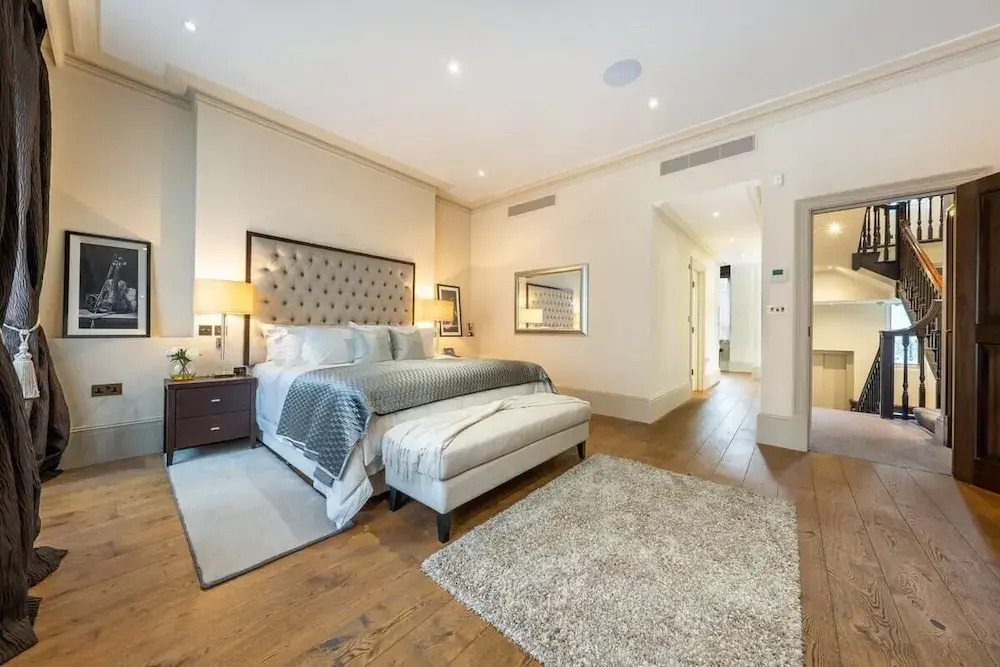Mayfair Mansions