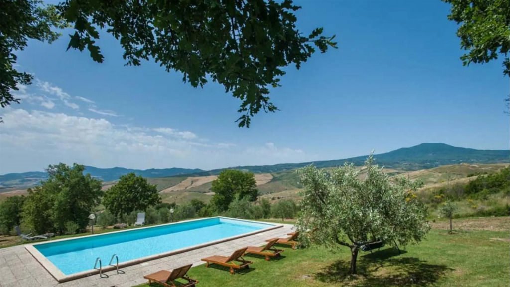 Il Cerro Independent Residence Sleeping 12 in Radicofani-il Cerro