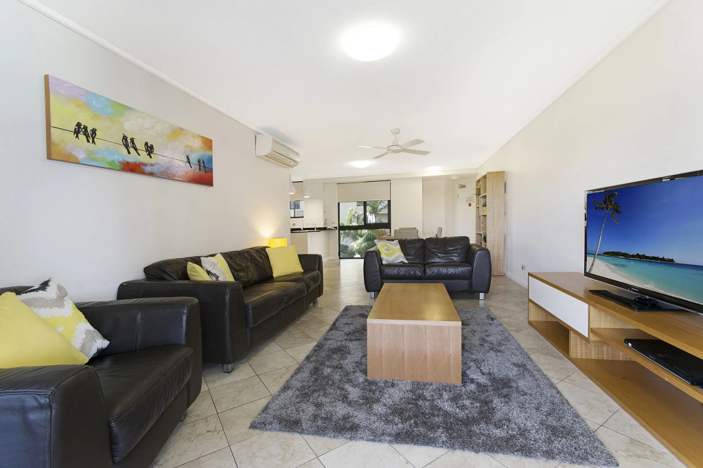 Clubb Coolum Beach Resort Sunshine Coast
