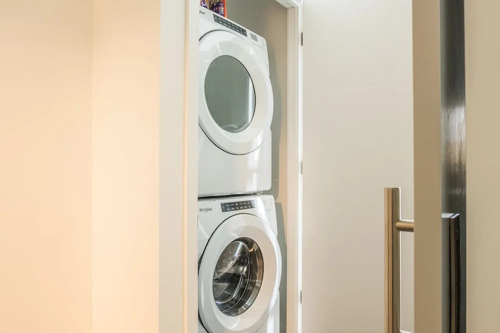 Macalester Apartments by Frontdesk