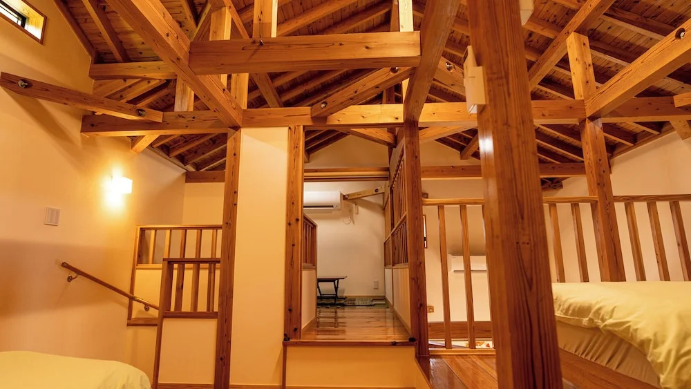 Nakijin Lodge ぺんさじょうやー