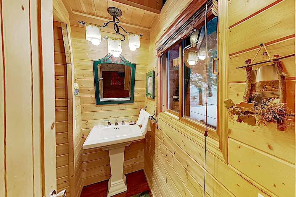 New Listing! Woodsy Cabin w/ Hot Tub, 3 Decks home