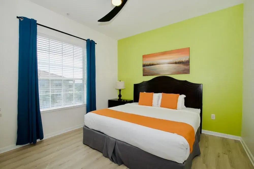 Vista Cay Luxury 4 Bedroom Condo 3120