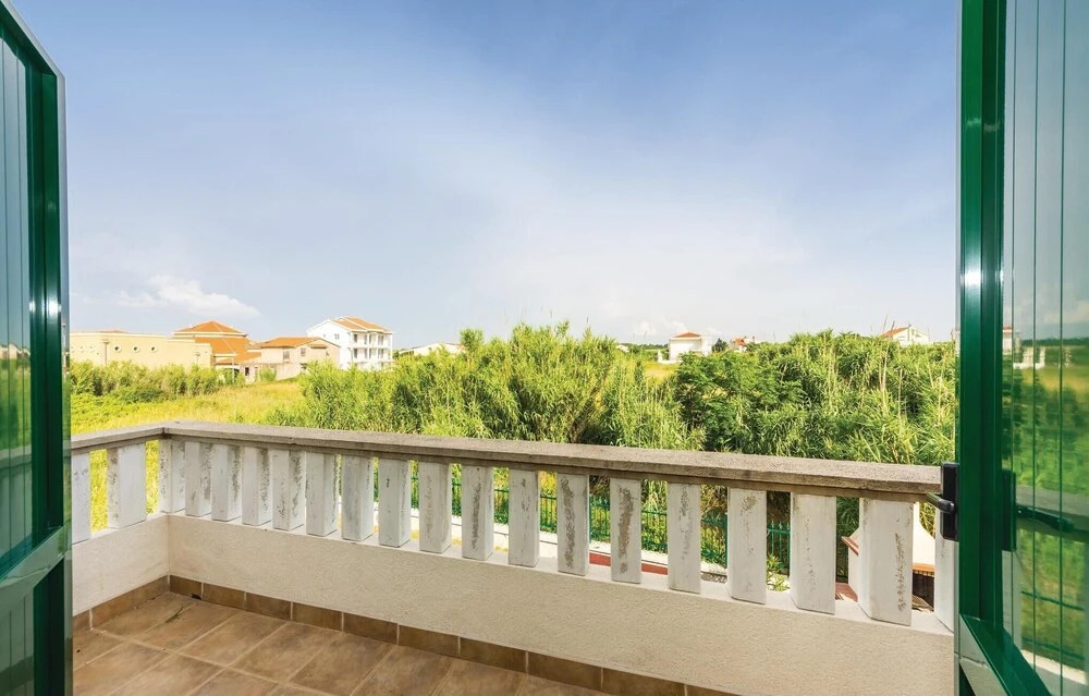 Stunning Apartment in Privlaka With 3 Bedrooms, Wifi and Outdoor Swimming Pool