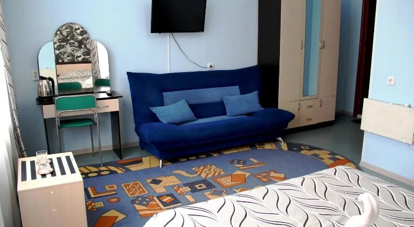 Oasis Hotel - Hostel