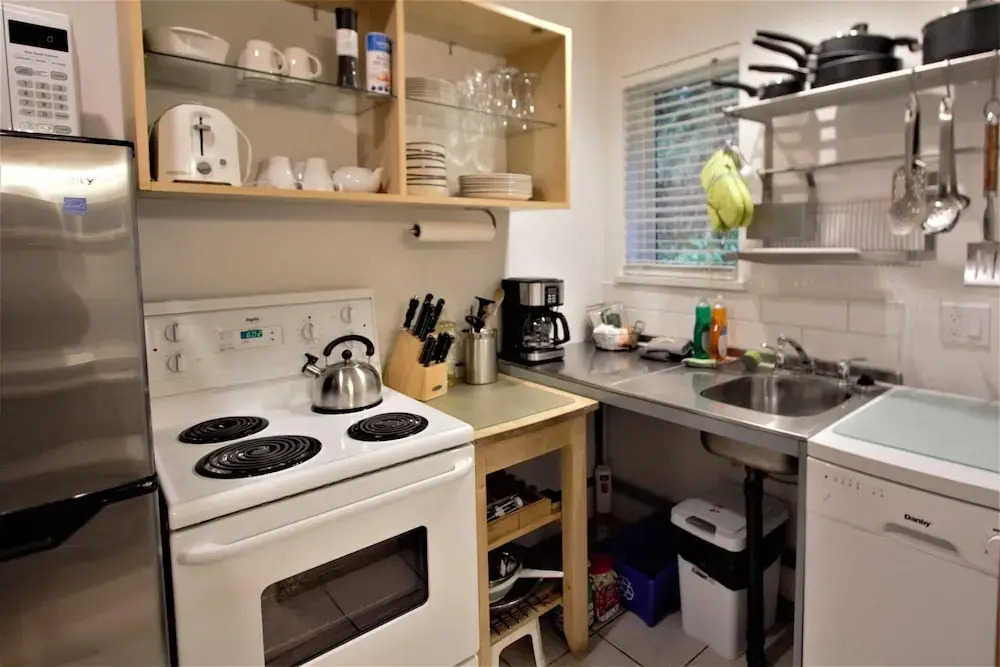 Great Cabin In Close To Walking Trails And Beaches - 13T