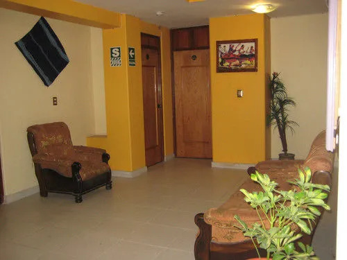 The Real House-Hostel