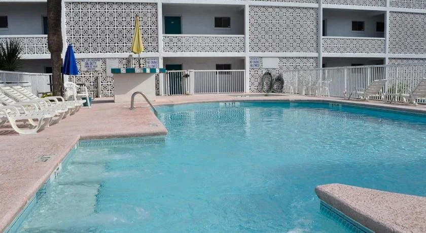 The Diplomat Family Motel