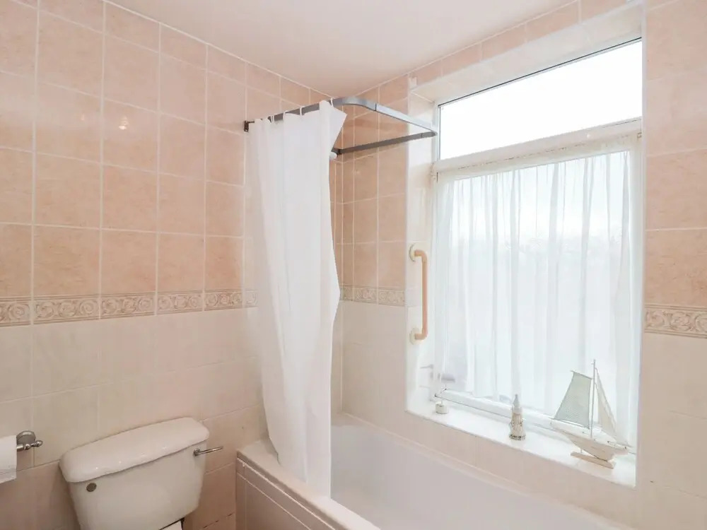 White Rose Apartment