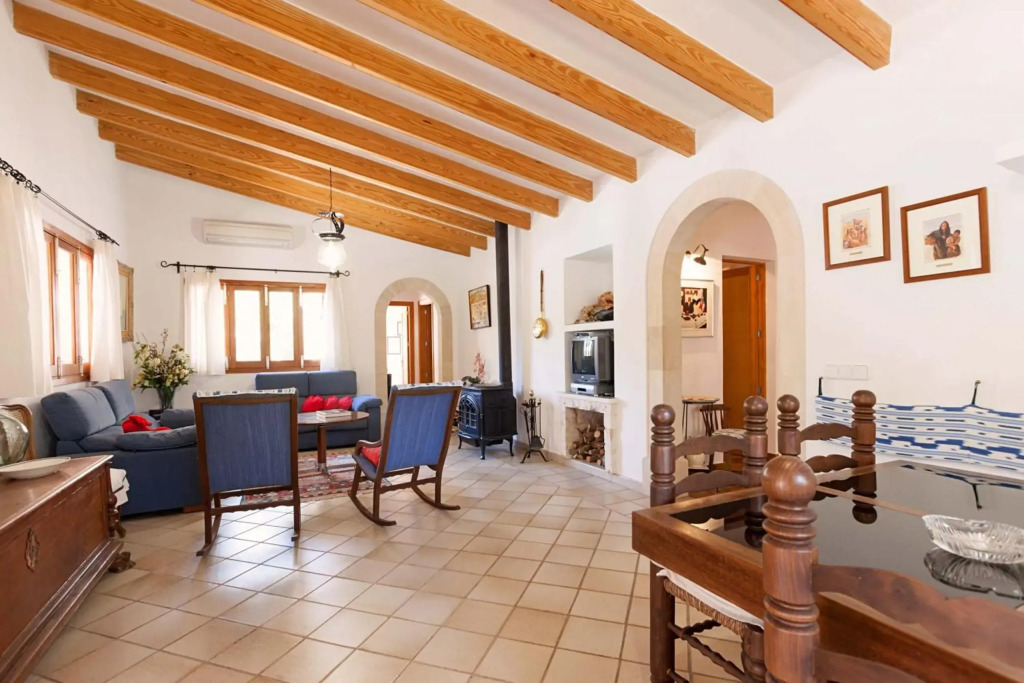 Sa Rota de Can Blan by Sealand Villas