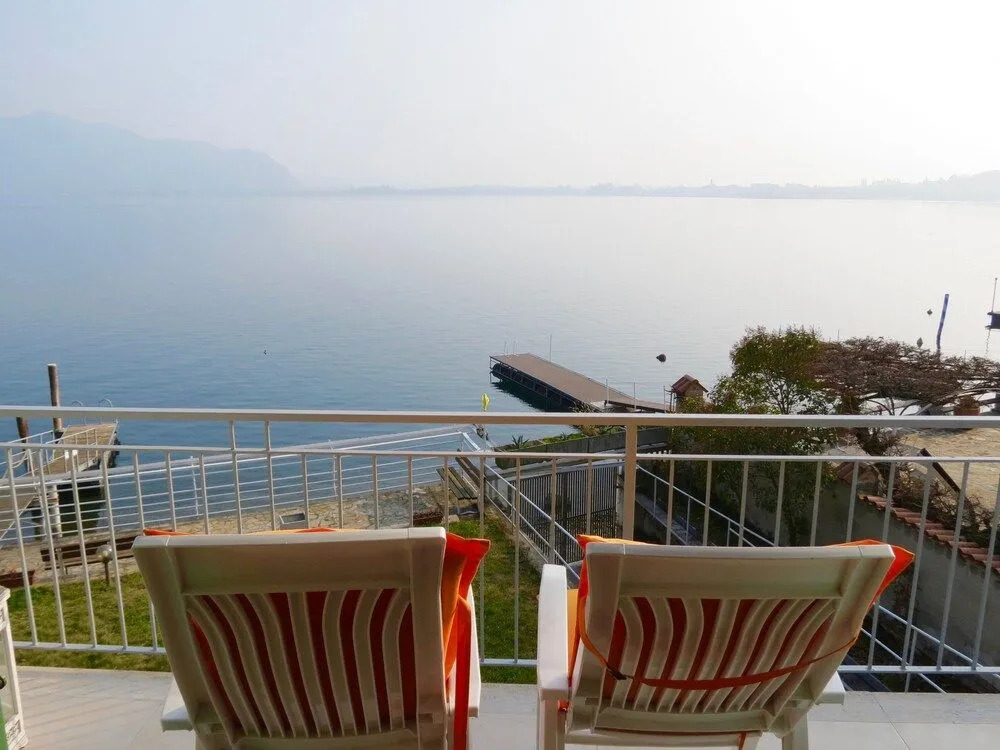 Villa Anastasye Your Lakefront Vacation Rental