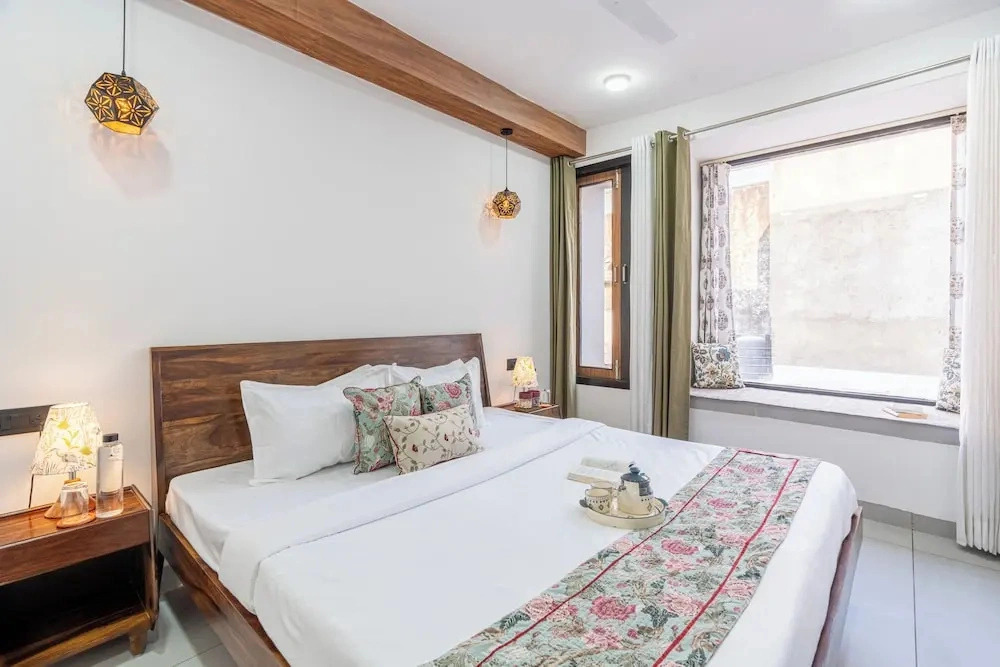 Alaya Stays Ramalaya 8 BHK Villa with Garden