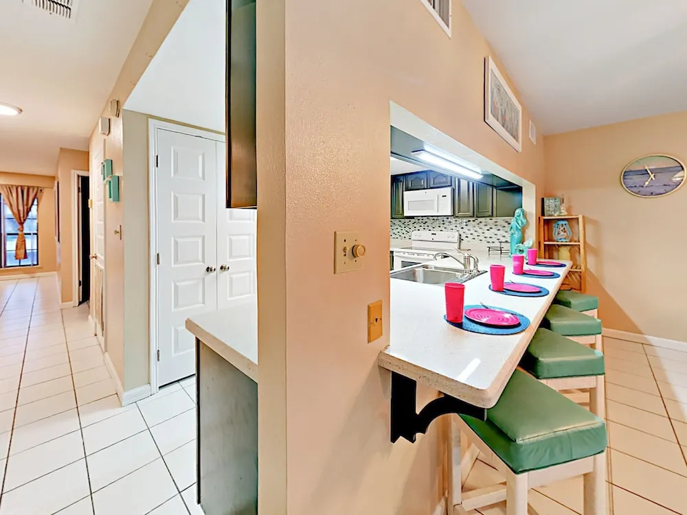 121 E Lantana Street Townhouse Unit B 3 Bedrooms 3 Bathrooms Townhouse