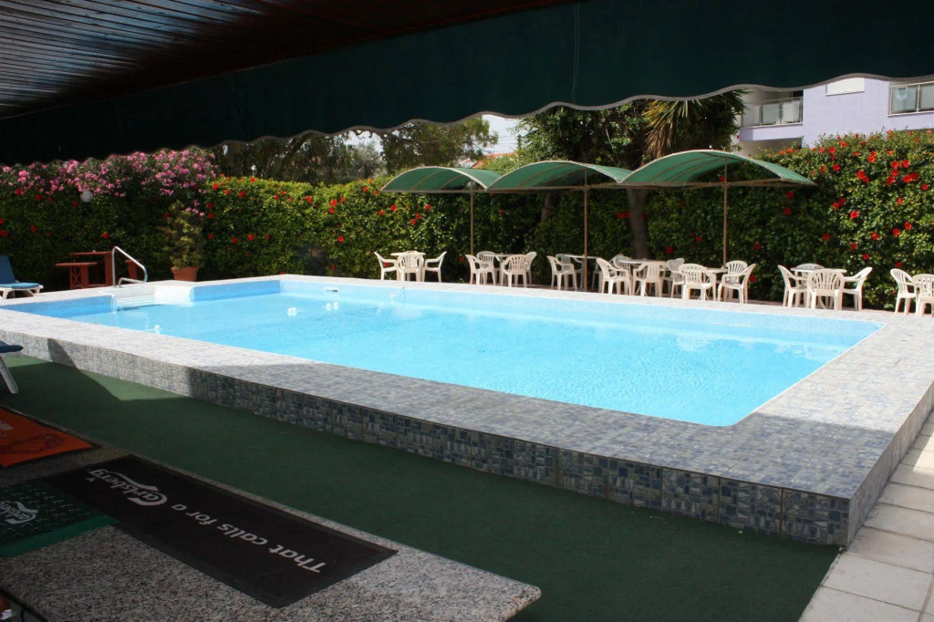 Tycoon Apartments