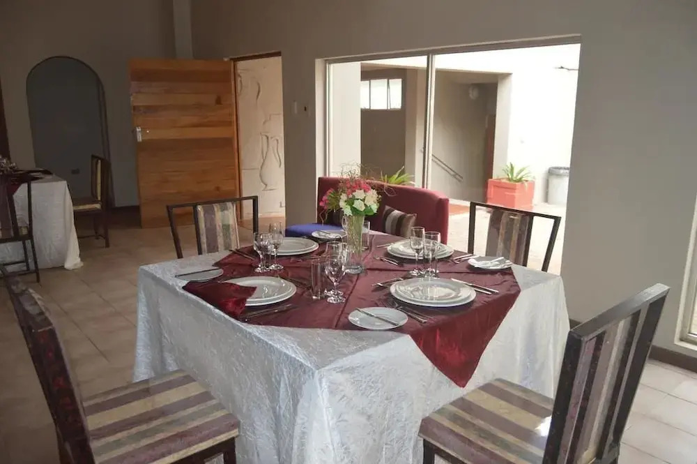 Ananda Lodge