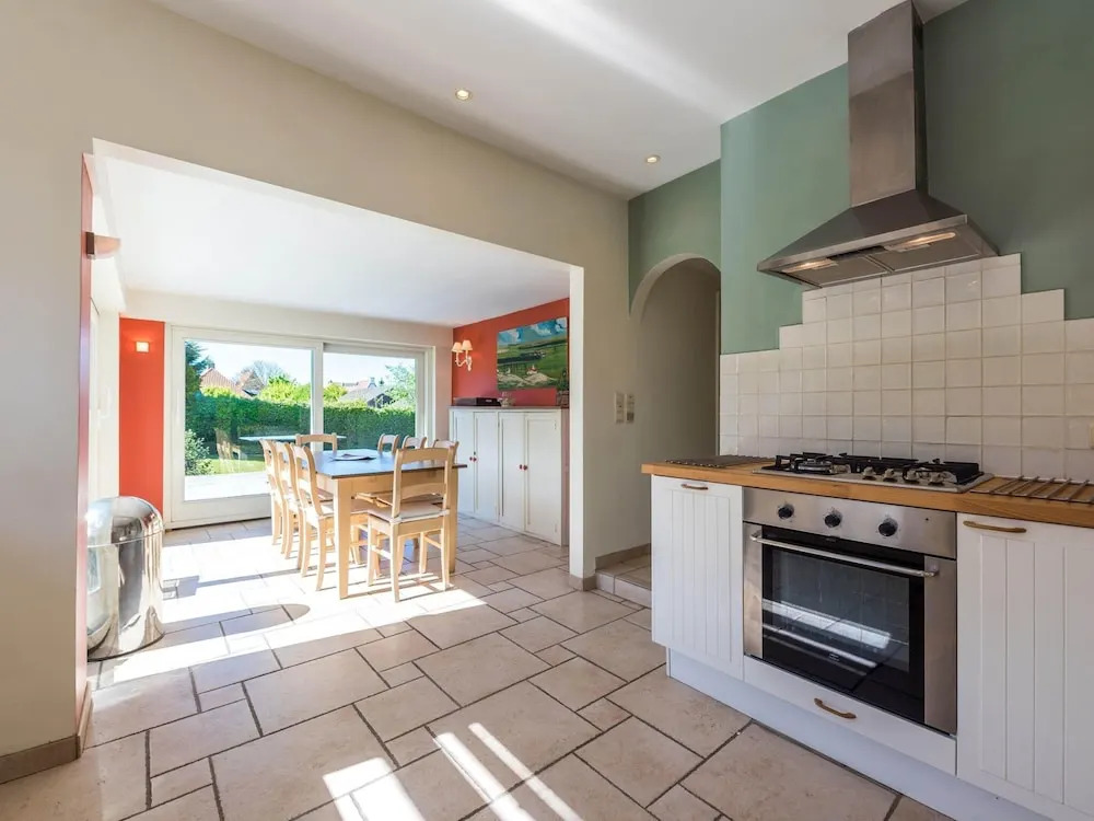 Villa in St-Idesbald near Ster der Zee Beach