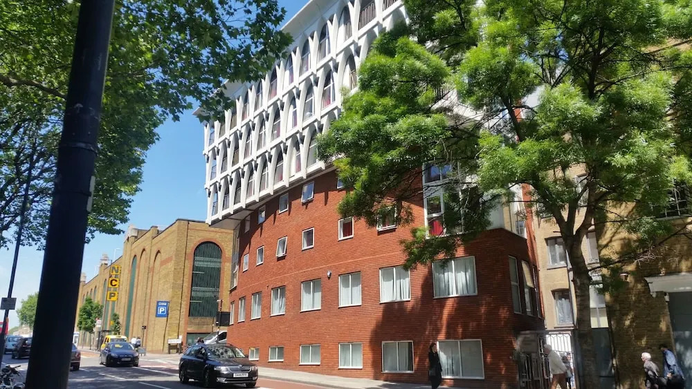 Access Farringdon