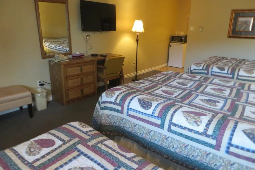 Fundy Line Motel
