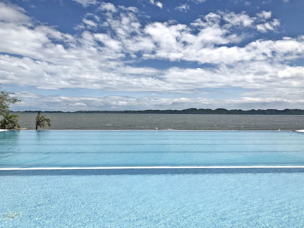 Sea Garden Resort Iloilo