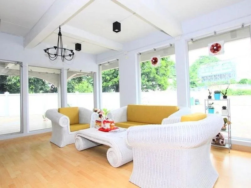 My Sweet Orange Tree Apartment