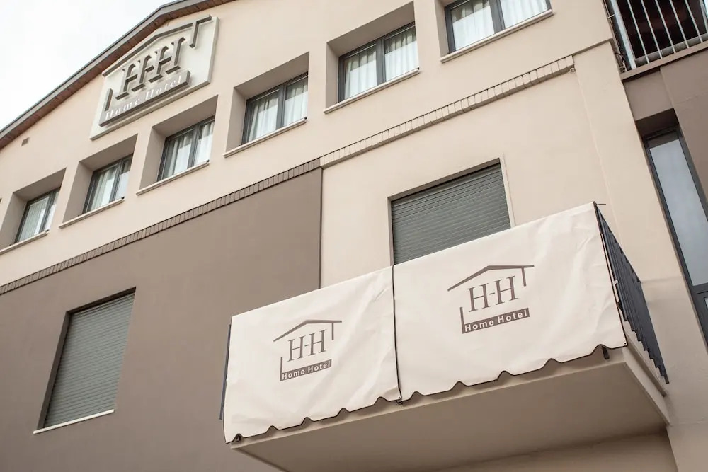 HOME HOTEL