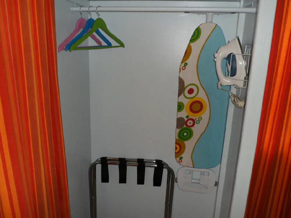 Wind Chimes Inn