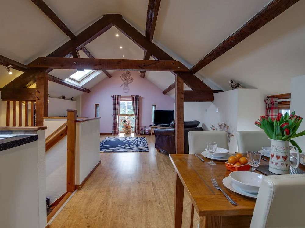 Scenic Holiday Home in Abergele With Terrace, Garden, Pond