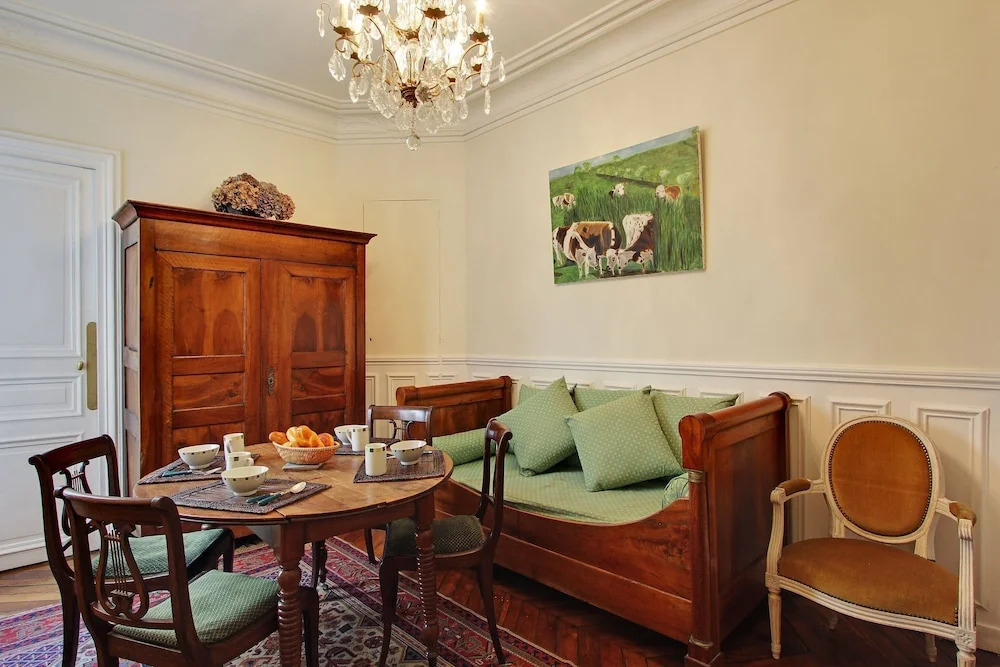 210176 - Comfortable Apartment for 6 People in the Heart of the Grands Boulevards