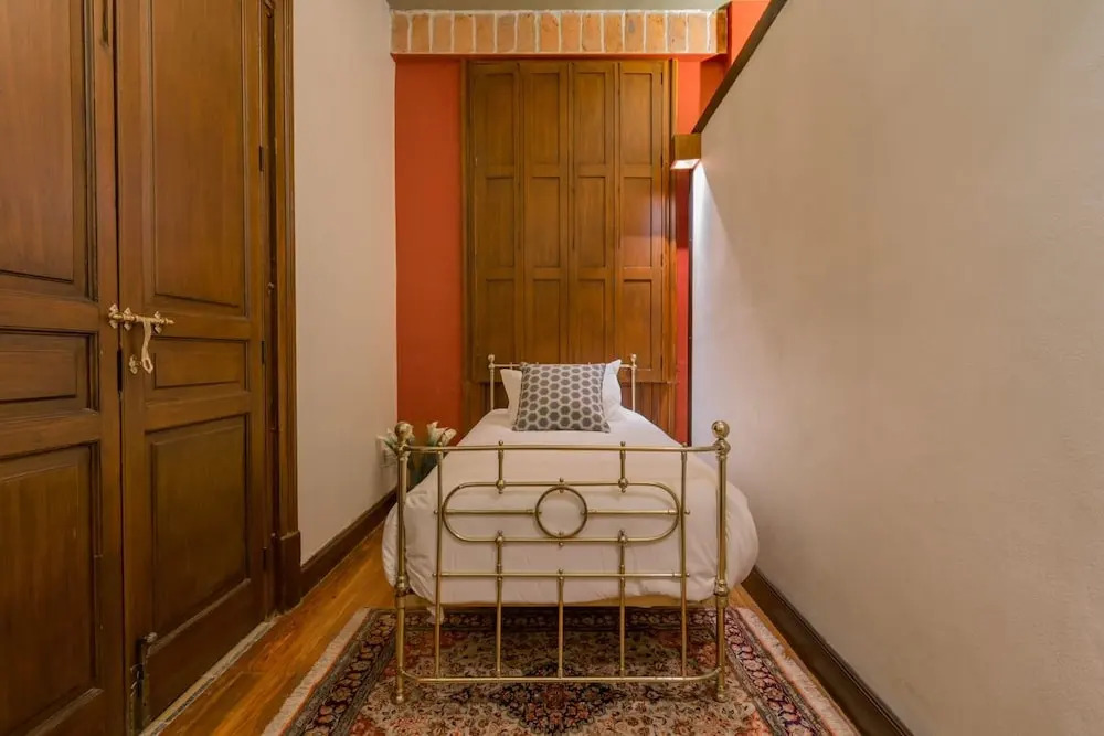 CASA SAUTO Cozy Luxury Suite in Historic Building