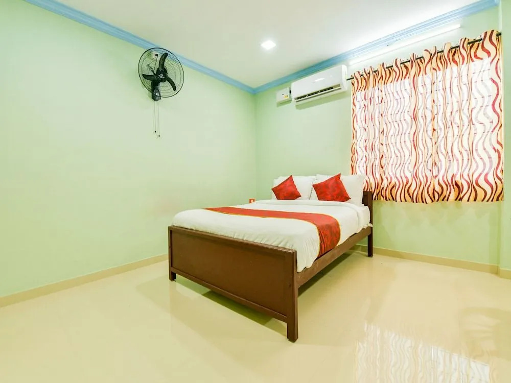OYO 15109 Dream Stay