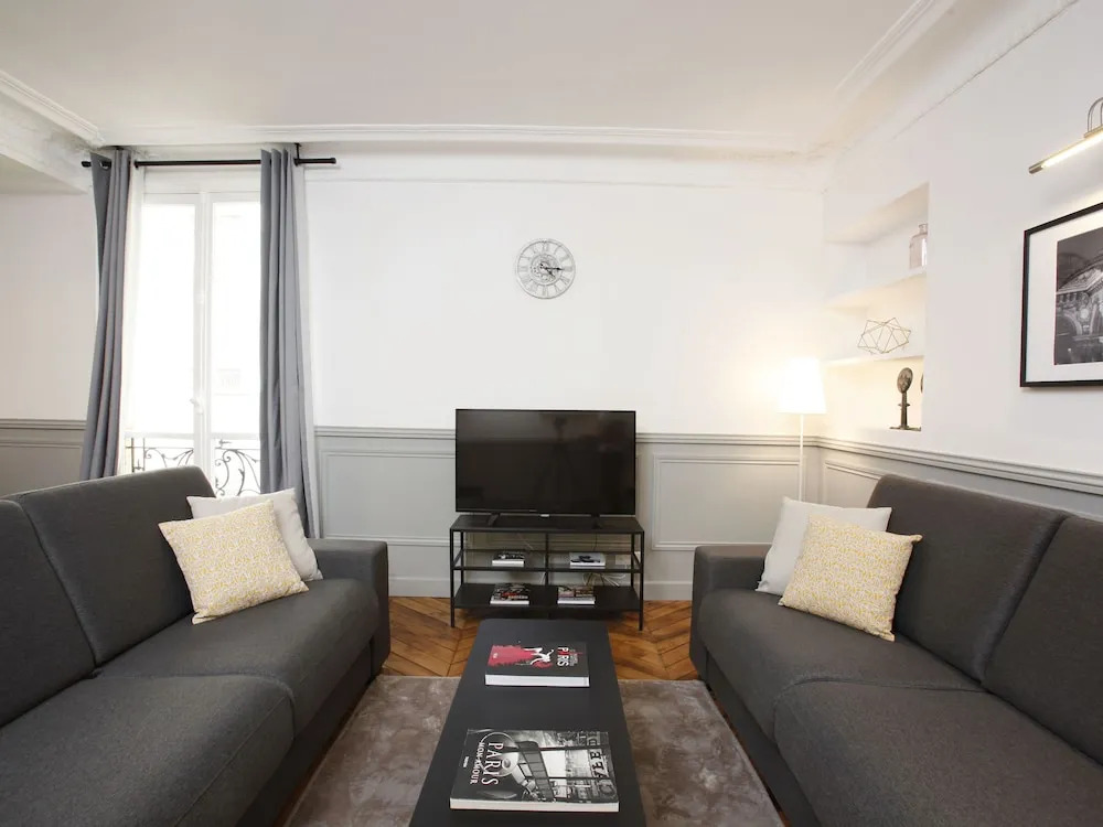 LUX 4BDR Opera Lafayette 2 by Livinparis