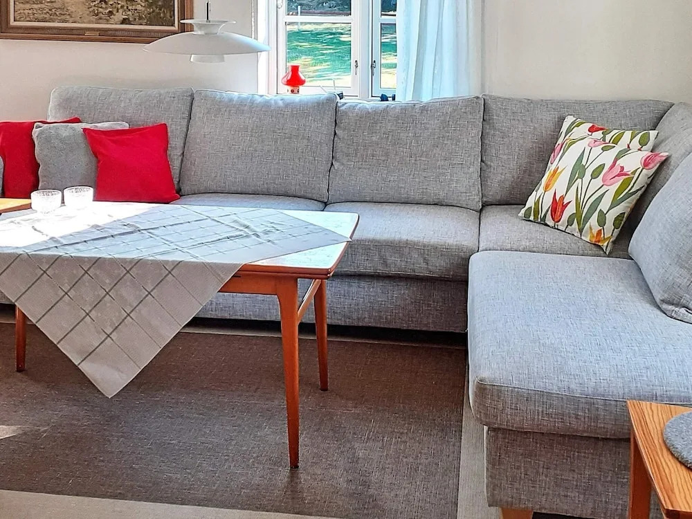 6 Person Holiday Home in Alsterbro