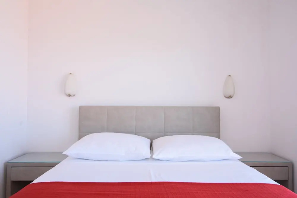 A1-apt w. Shared Pool & Balcony,next to the Beach