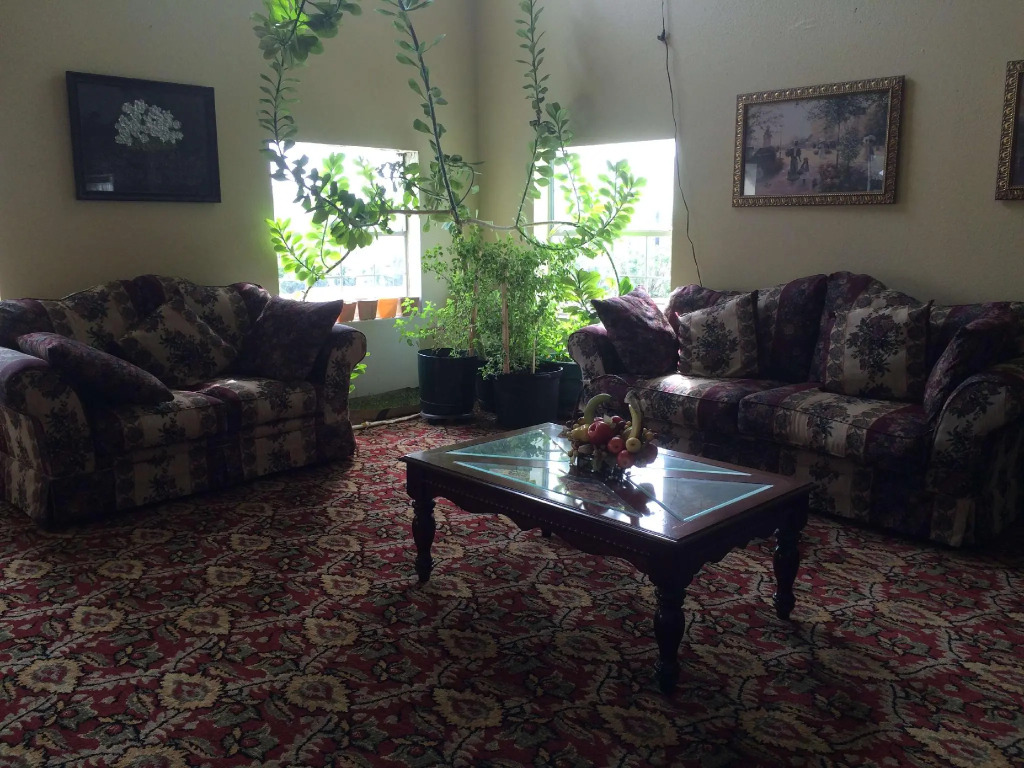Executive Inn & Suites Schulenburg