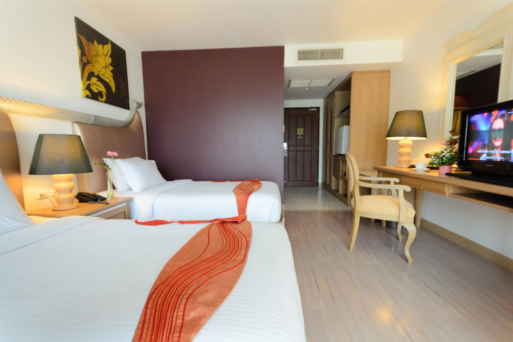 The StandardX, Bangkok Phra Arthit