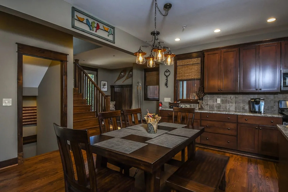 Once in a Blue Moon 5 Bedroom House