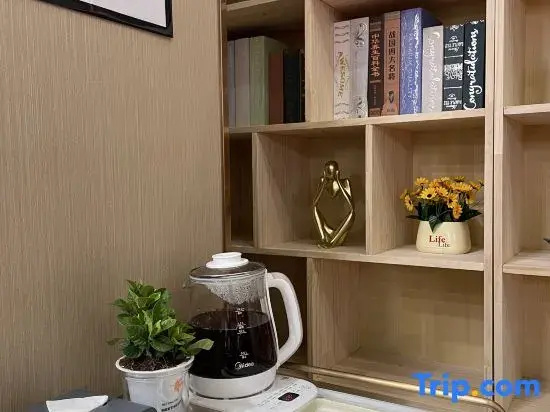 Hualü Hotel (Yan'gang Station Branch, Zhujiang Hospital of Southern Medical University, Guangzhou)