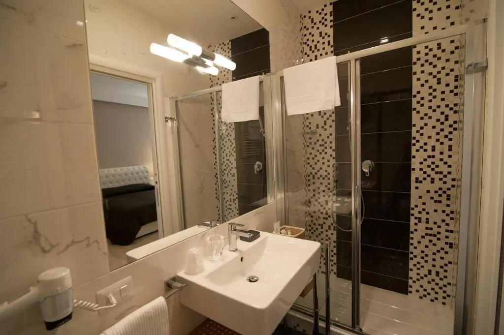 Les Suites Bari BED AND BREAKFAST