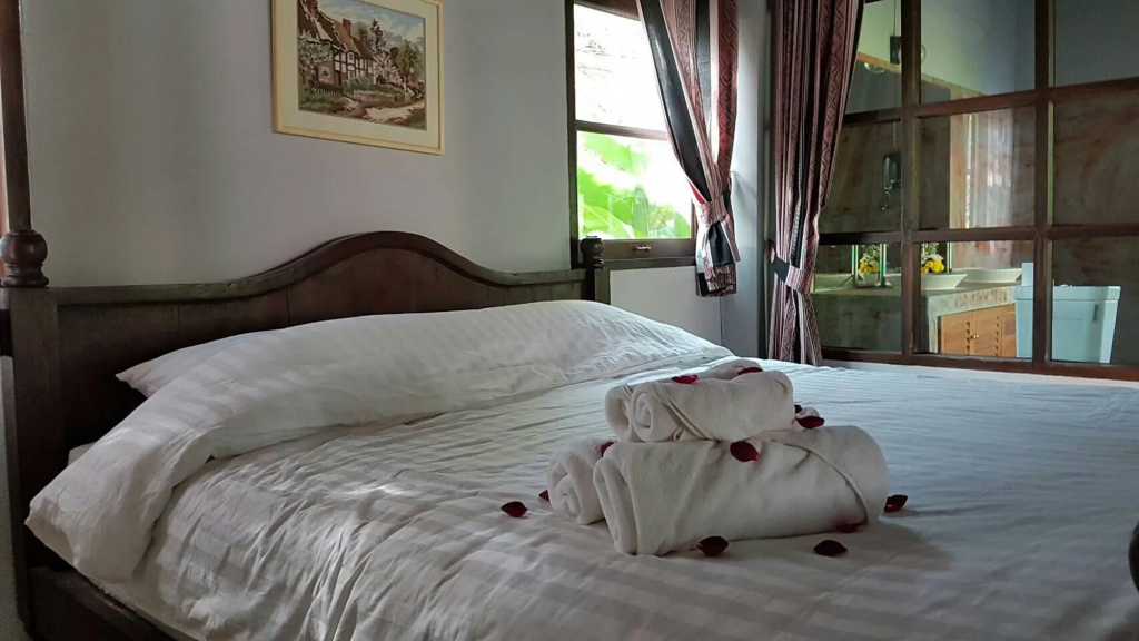 Chiangmai Royal Creek Hotel