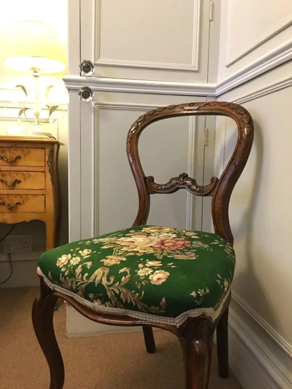 The Alamo Guest House