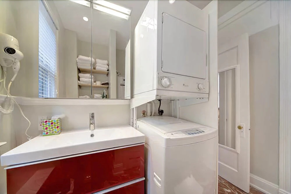 2123 Northwest Apartment #1028 - 1 Br Apts