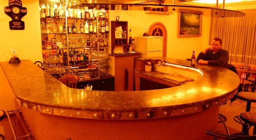 L Bakuri Hotel