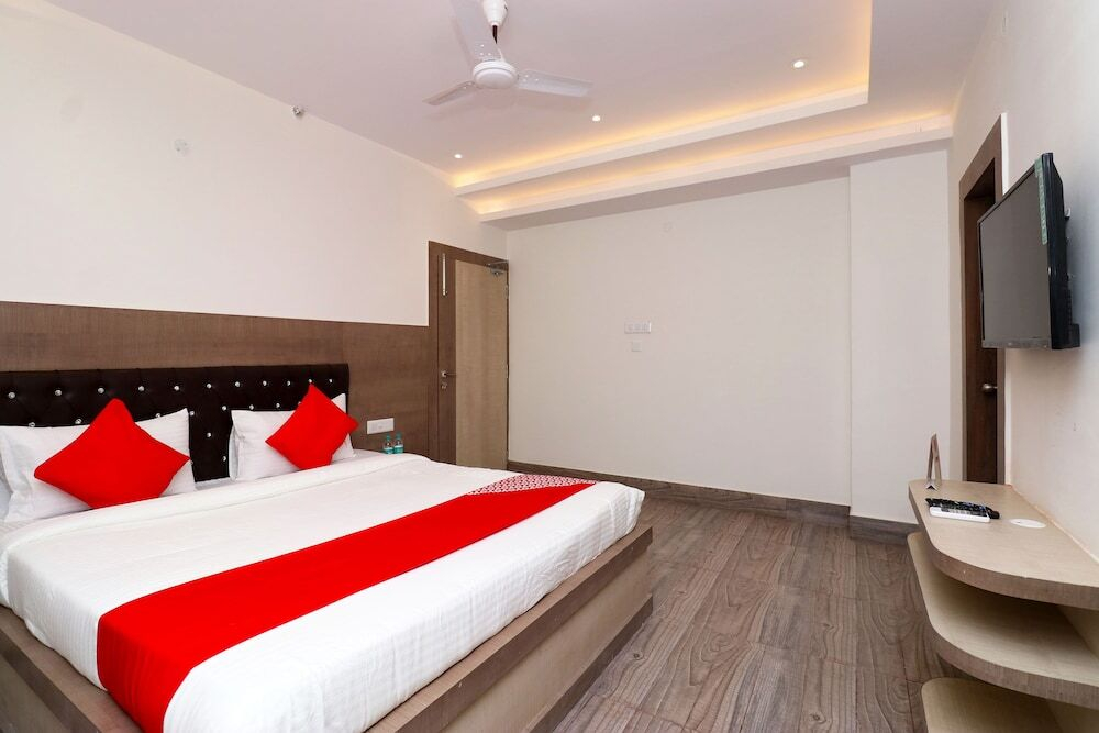 OYO 22194 Hotel Triveni Sangam