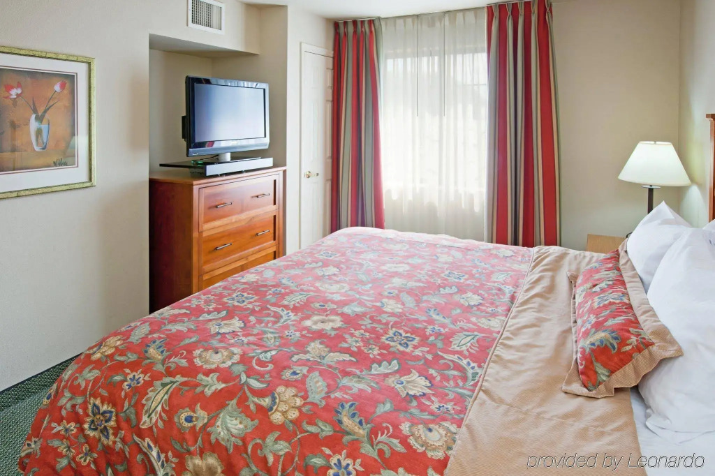 Staybridge Suites - Cincinnati North by IHG