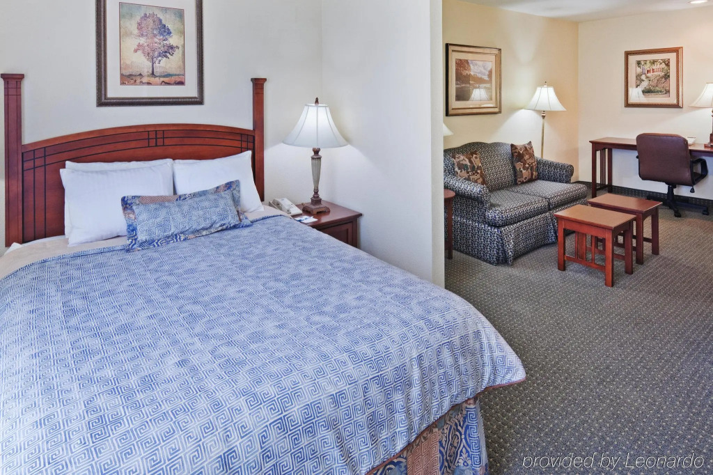 Staybridge Suites Dallas Addison