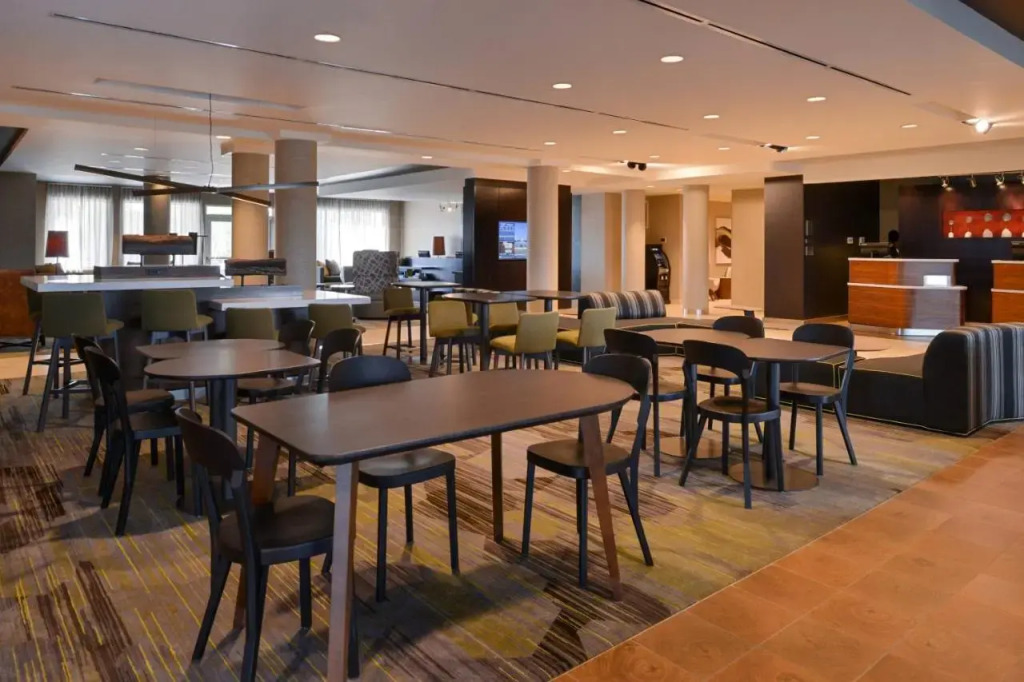 Holiday Inn Select St. Peters-st. Charles
