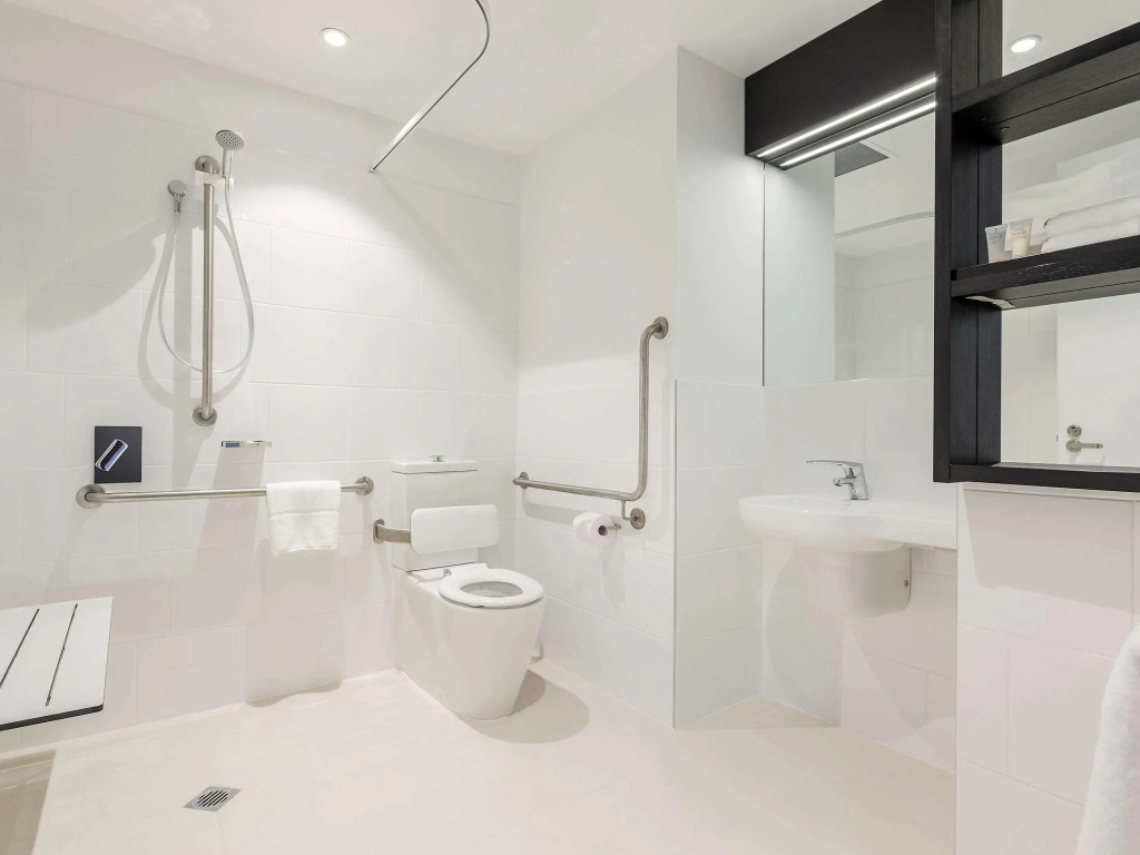 ibis Adelaide