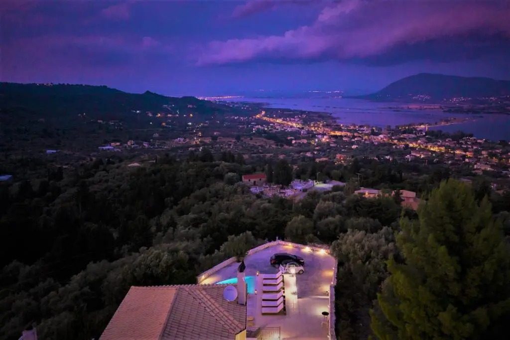 Villa Skyfall