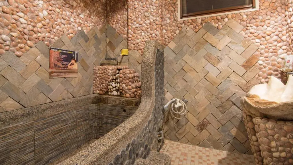 Shankou Hotspring Hotel